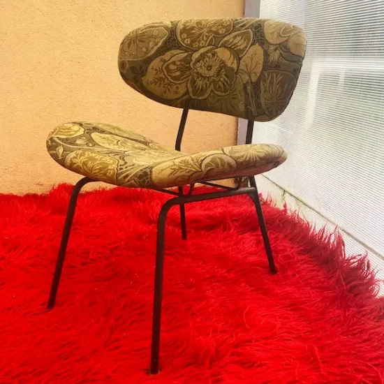 Chaise ou chauffeuse dans le goût de Rino Vernuccio ou Gastone Rinaldi fin 50 débût 60